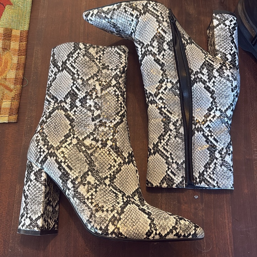 Jeffery Campbell Sexy Python Siren Ankle Bootie N… - image 3